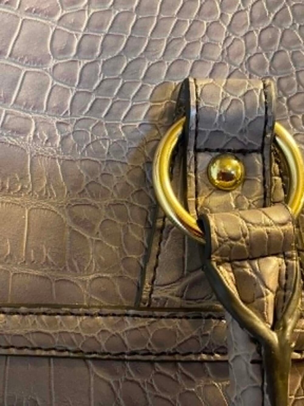 Liz Claiborne Grey Alligator Texture Laptop Bag - Picture 5 of 10